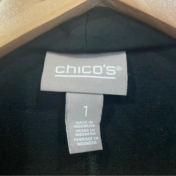 Chico’s Black Draped long Sleeve Fall Winter Cardigan Sweater Size 1 - Picture 3 of 4